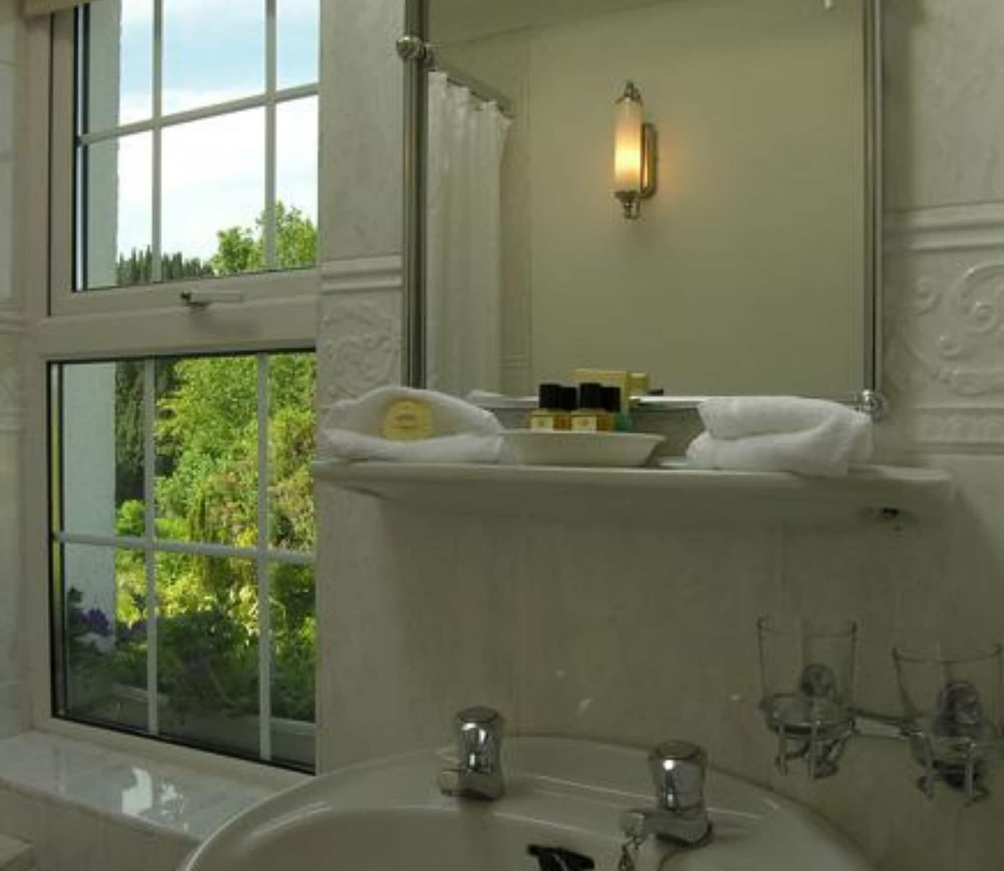 Ross Lake House Hotel Killarone Екстериор снимка